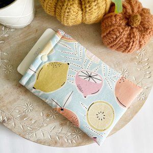Citrus Kindle Paperwhite Padded Sleeve with Snap